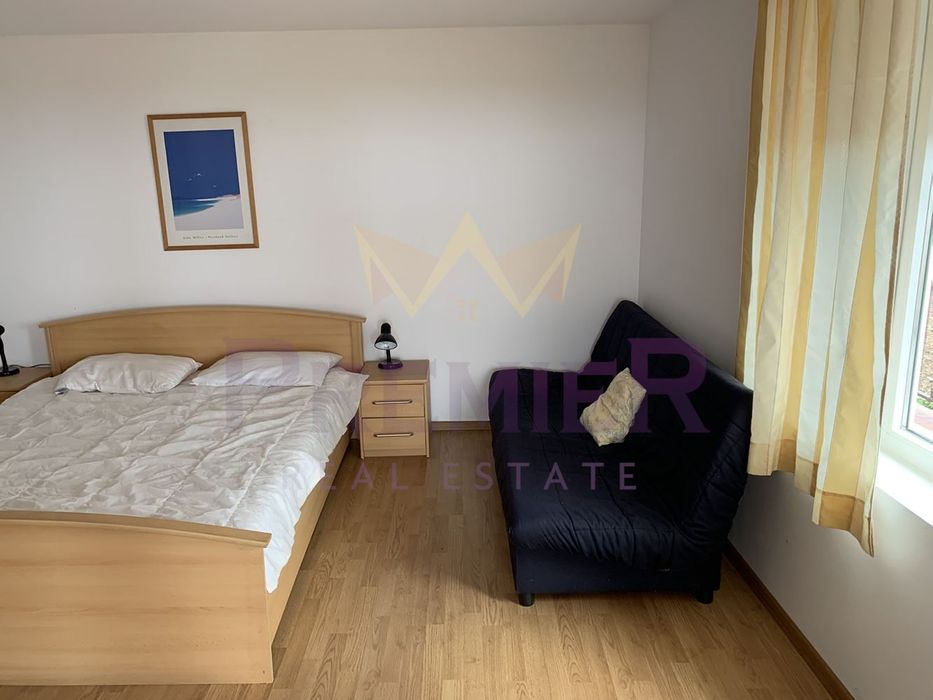 Продава се Къща в с. Божурец, Област Добрич - 234 кв.м за 501 €/кв.м - Снимка #9