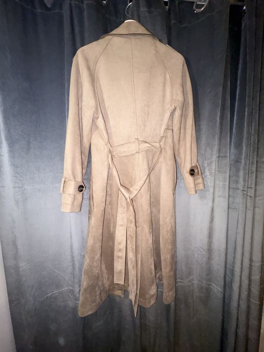 Trenci de piele intoarsa