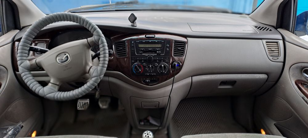 Продам машину Mazda Mpv