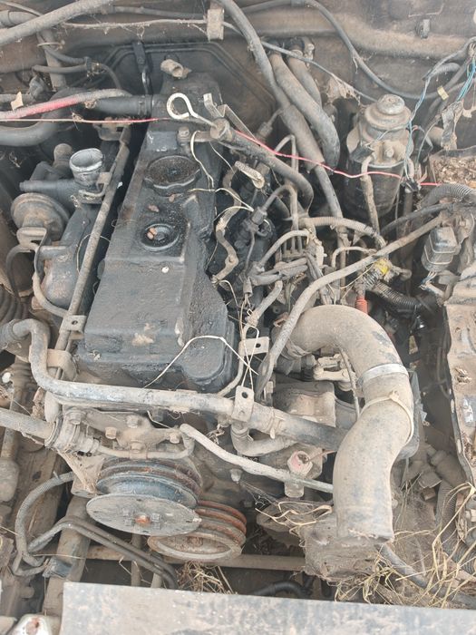 Motor mitsubishi pajero 2.8