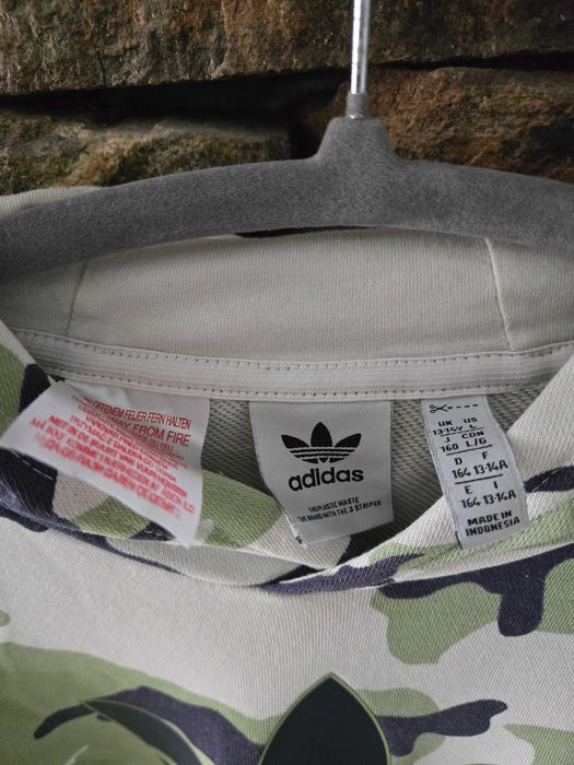 Детски анцунг Adidas 13-14 г. Перфектно състояние / Оригинален