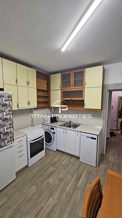 Дава се под наем Тристаен апартамент в Варна, Общината - 70 кв.м за 600 € - Снимка #1