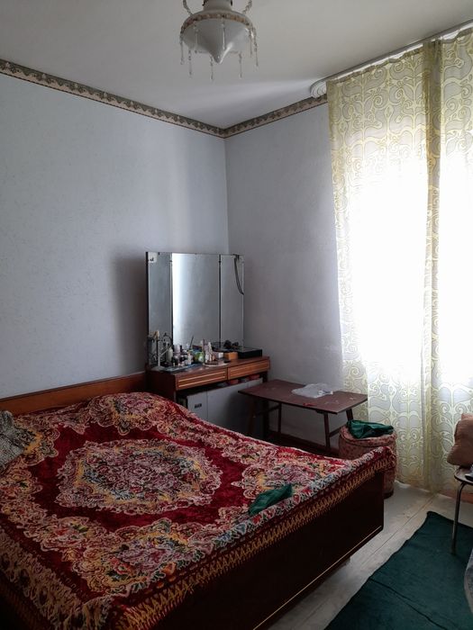 Продаётся квартира 4 комнатная