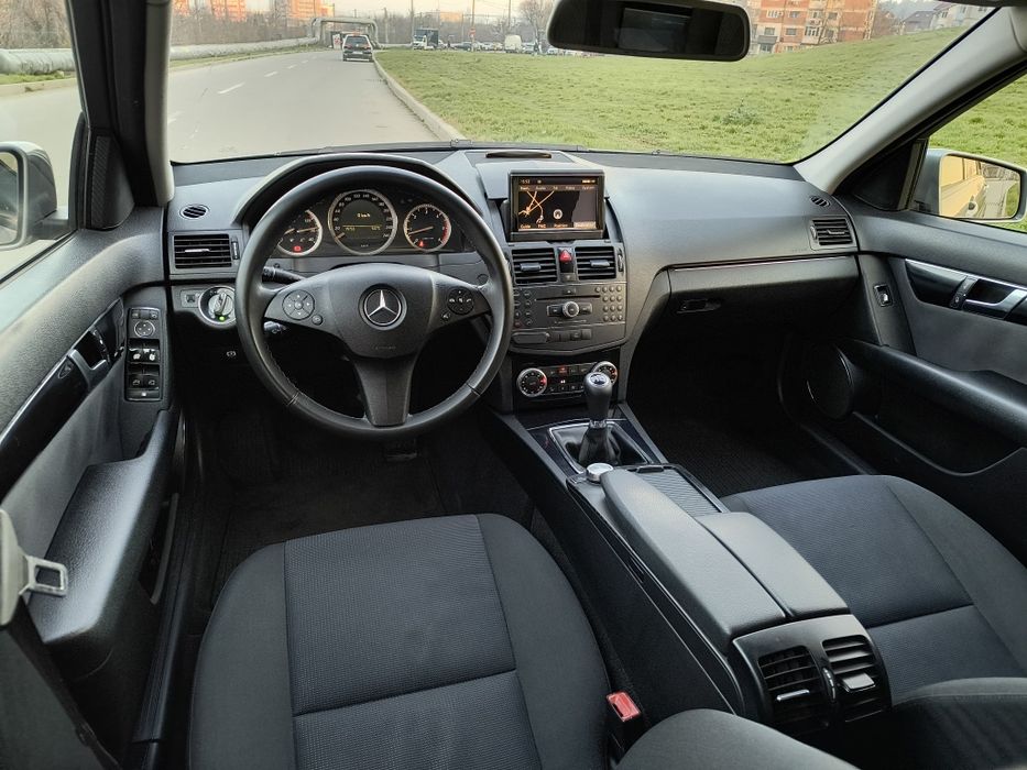 Mercedes-Benz C200 w204 2009
