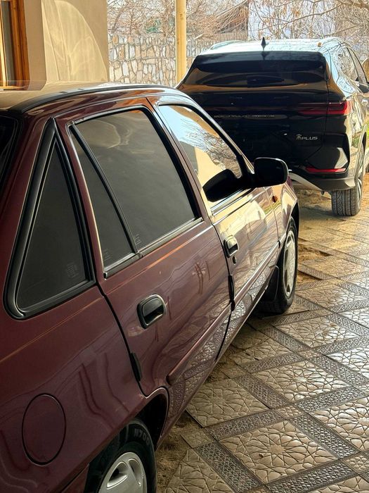 Nexia 2 1.6 srochno sotiladi