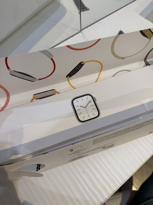 Продавам apple wach series 7