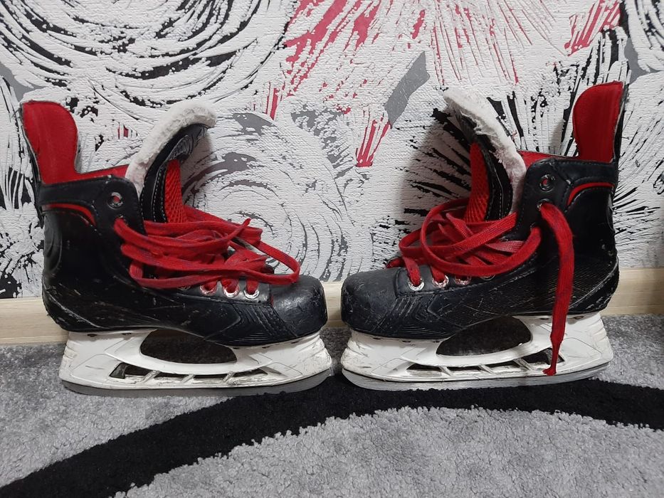 Коньки хоккейные BAUER