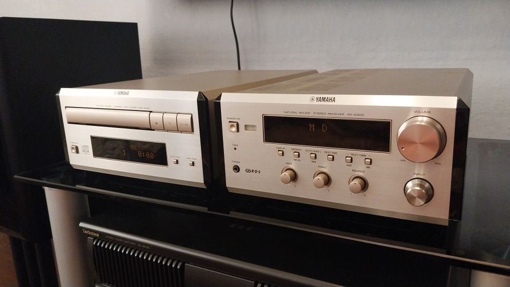 Yamaha Piano Craft RX-E400 Hi-Fi усилитель