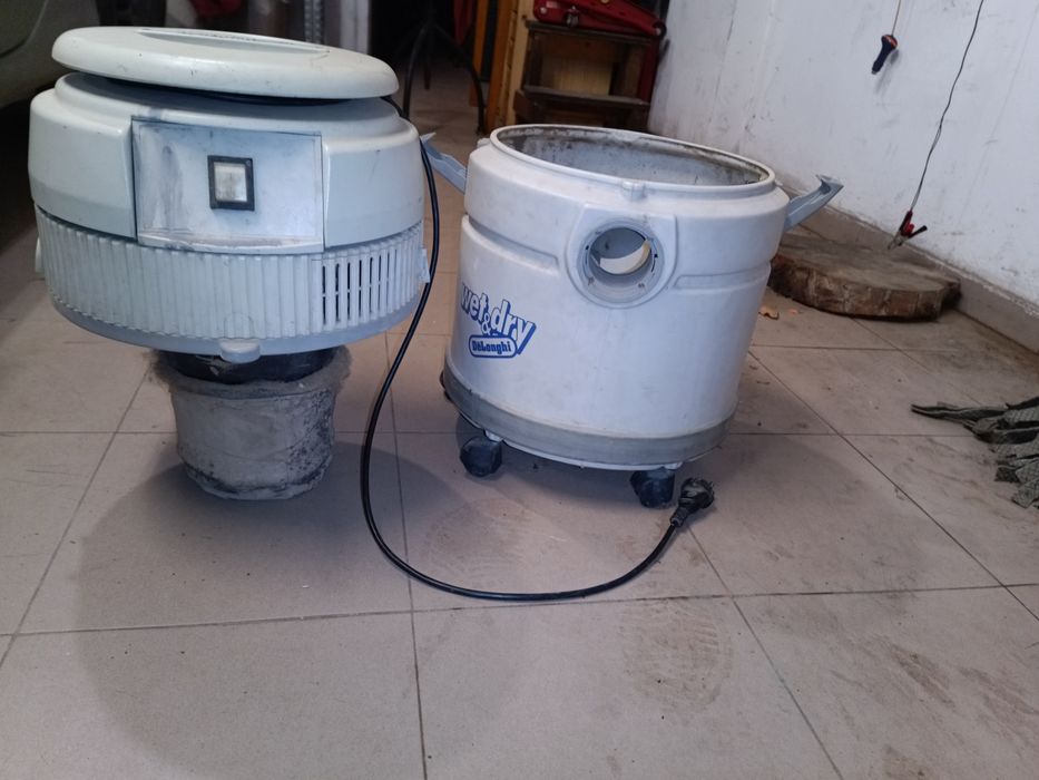Прахосмукачка Delonghi Wet & Dry