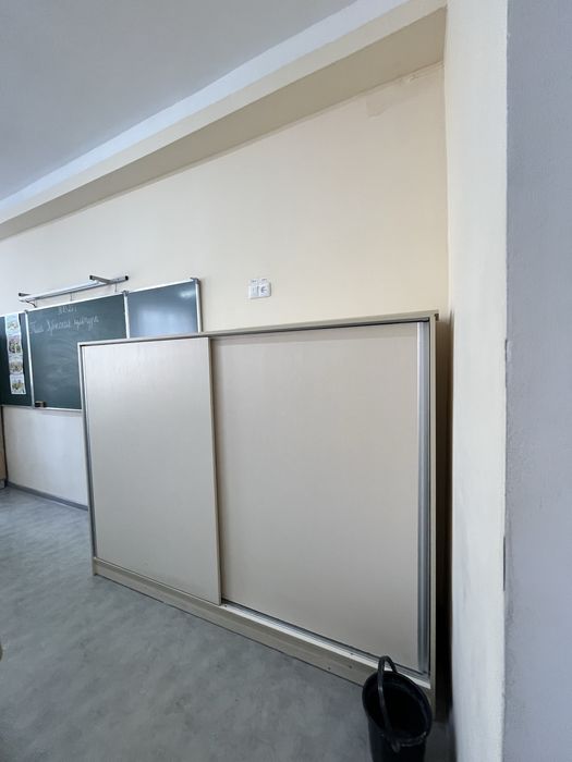 Шкаф сотилади срочно