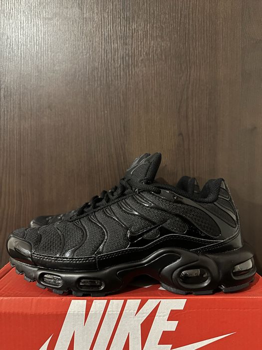 Nike Air Max Plus Triple Black - 40,41,42,43,44,45,46