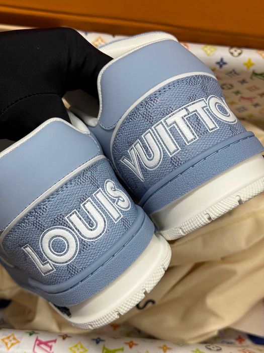 Adidasi Louis Vuitton Trainer Premium