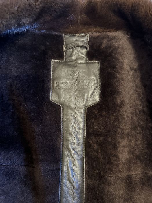 Продаю мужскую дублёнку\куртка из натурального меха. Воротник Норка