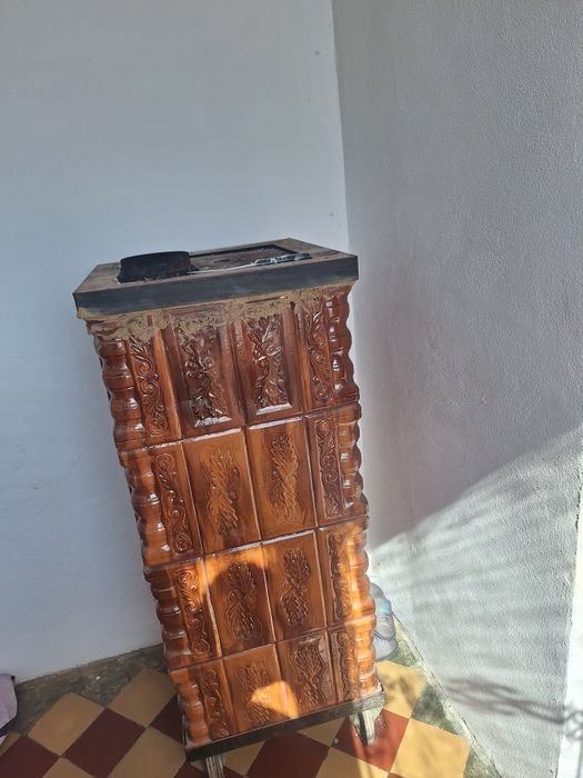 Vând soba cu plită