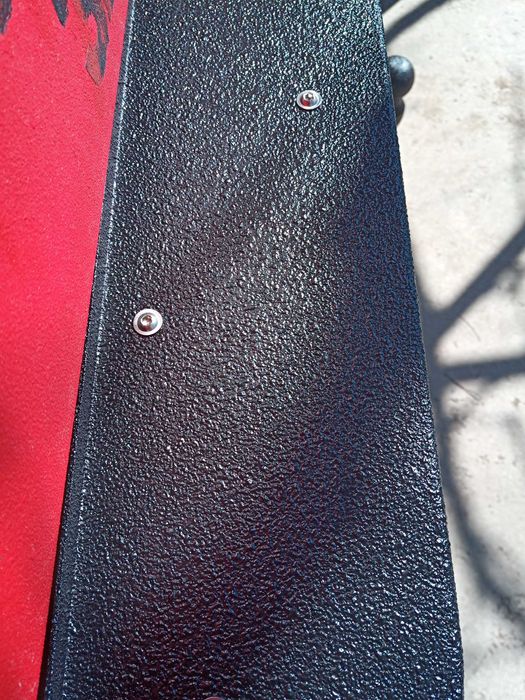 Боя Раптор/Raptor - най-здравото защитно покритие на пазара за бои