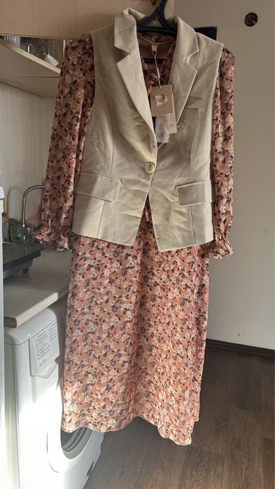 Платье и жакетновый