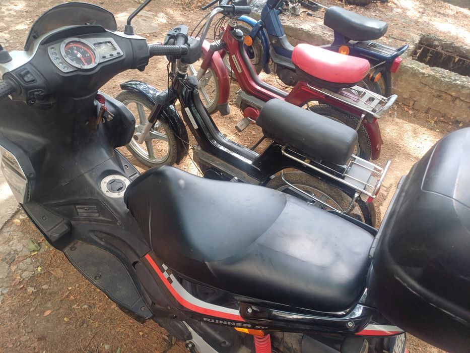 Vand scutere / mopede PIAGGIO  , 49 cc ,  recent aduse din