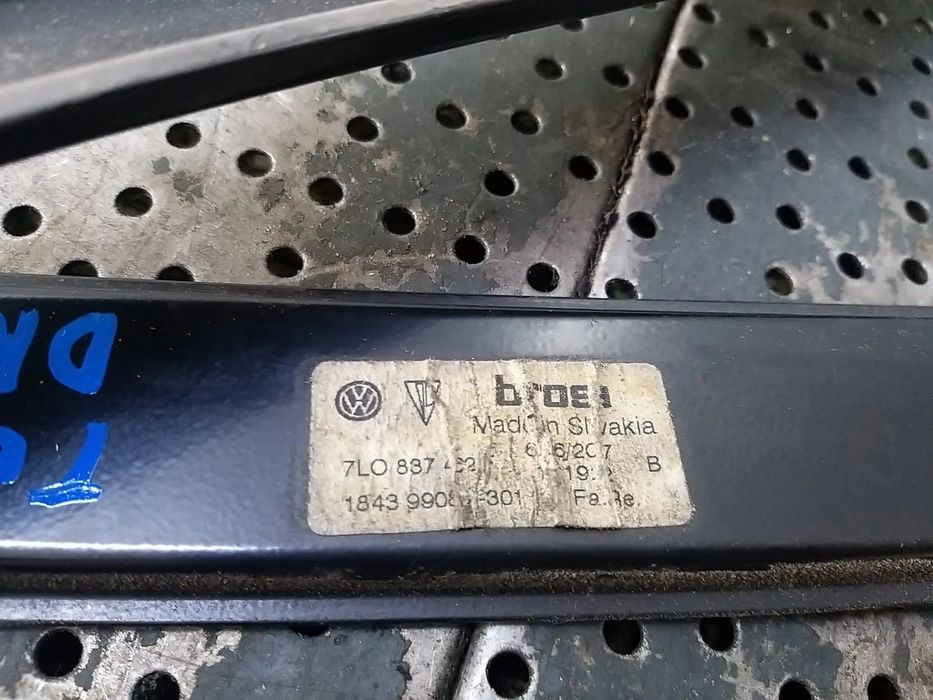 Macara geam electric dreapta fata vw touareg 7l 7l0837462