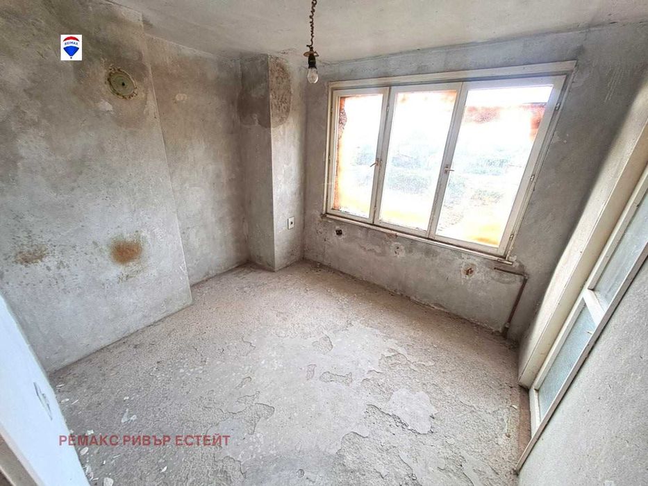 Продава се Къща в с. Щръклево, Област Русе - 144 кв.м за 680 €/кв.м - Снимка #4