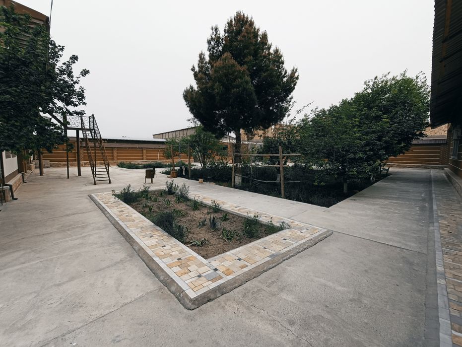 Hovli sotiladi/продаётся дом 2 etajli Yevro remont 35 suth