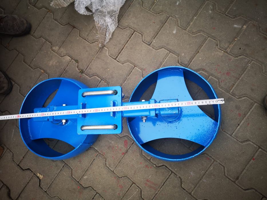 Roata dubla plug reversibil 2.3 brazde import de foarte bună calitate