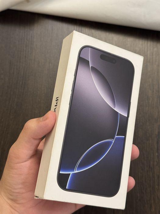 iPhone 16 pro 256gb black titanium