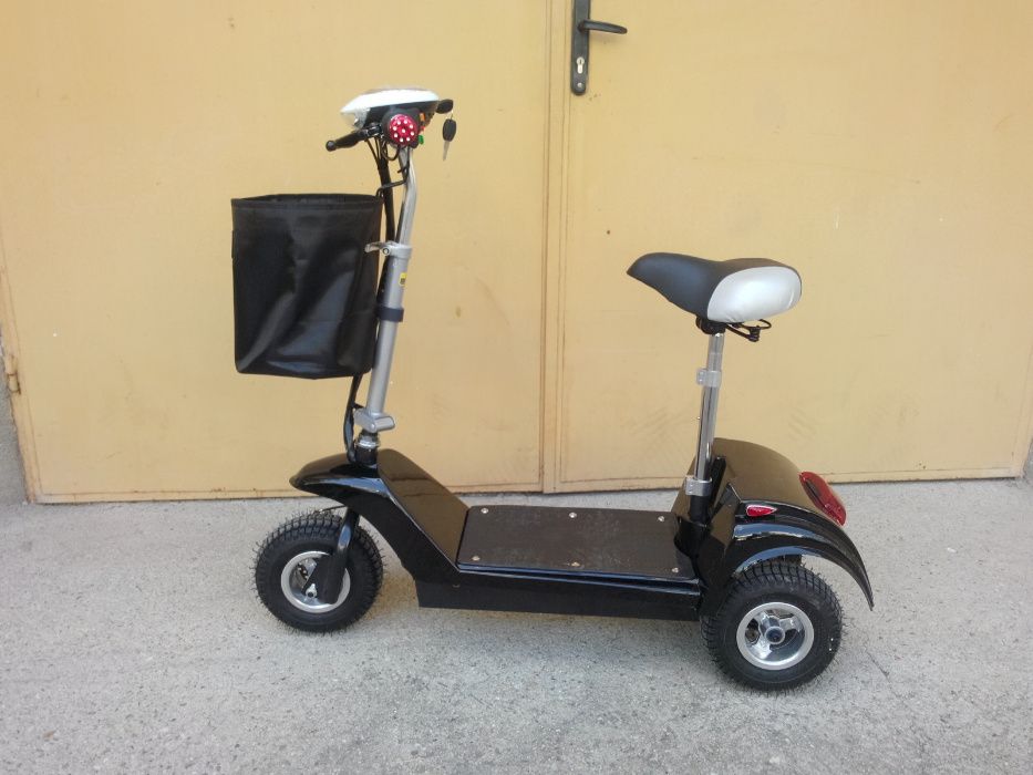 Електрически мини скутер триколка , тротинетка