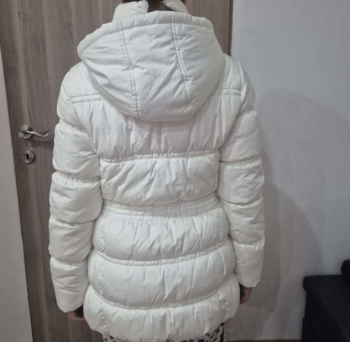 Geaca de iarna in stare excelenta