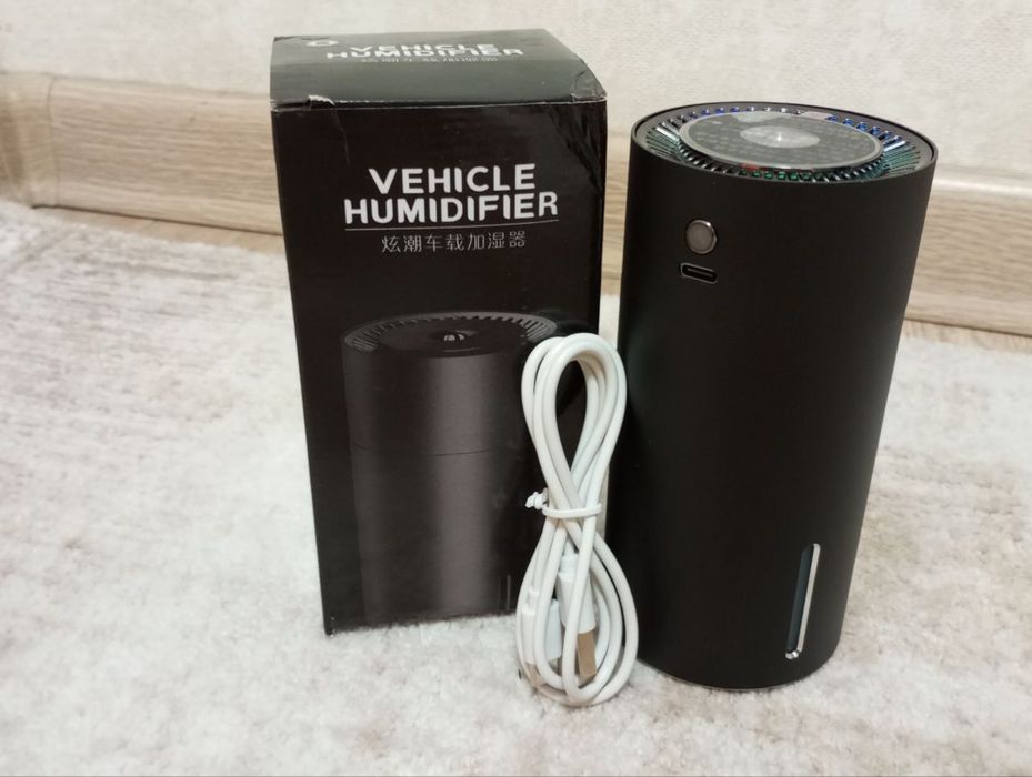 Увлажнитель воздуха для автомобиля USB Aroma Humidifier 0618S