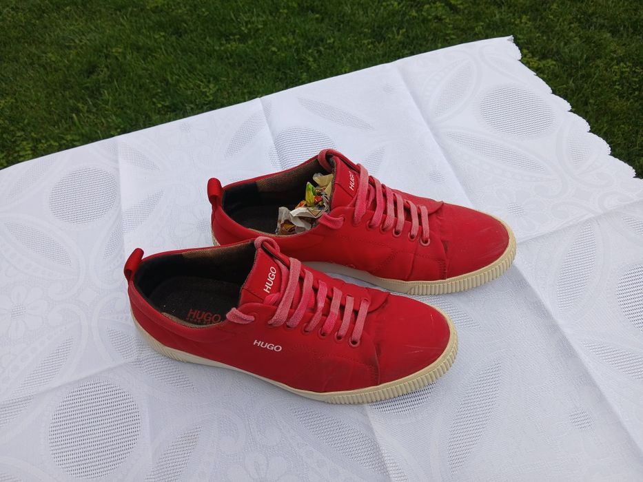 Обувки boss.    .