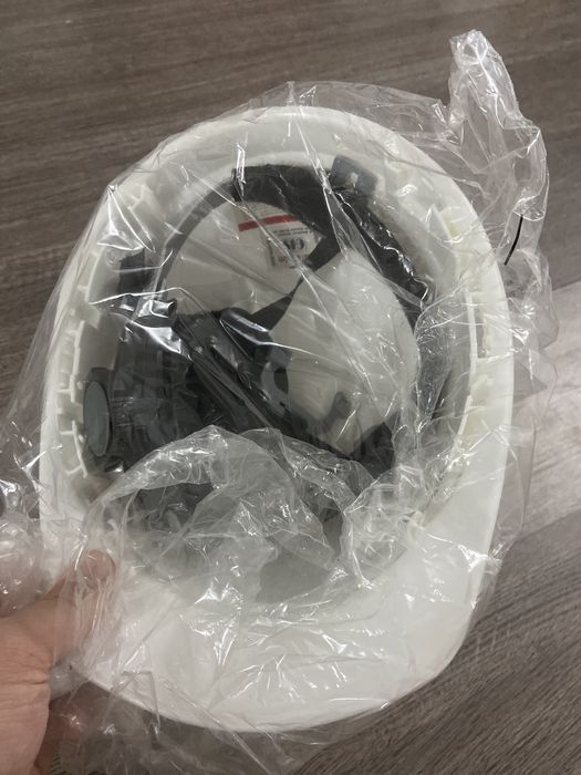 Каска защитная