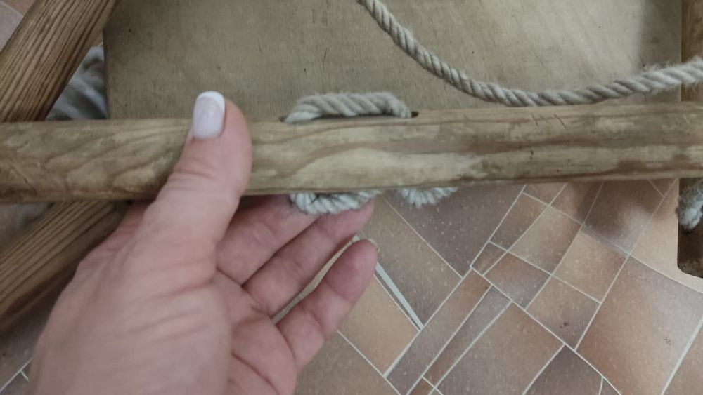 Качели детские подвесные.