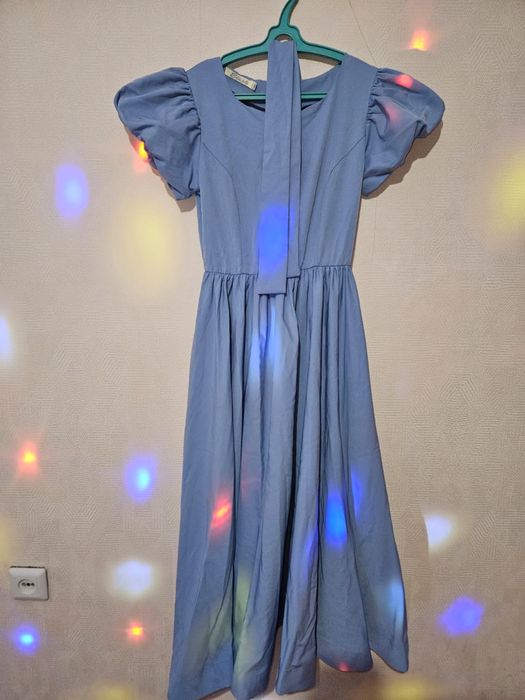 Продам платье торг есть