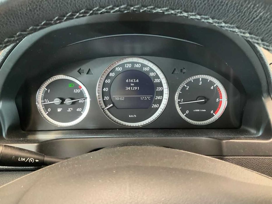 Mercedes C-klass C220 / CITITI ANUNTUL !!!