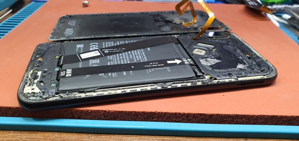 Ремонт сотовых телефонов