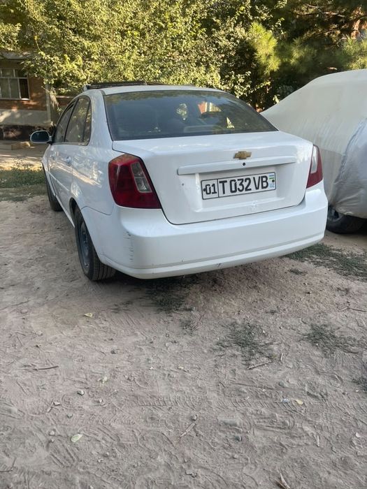 Lasetti Chevrolet sotiladi