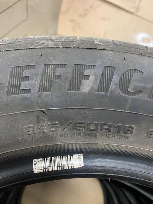 Гуми good year 215//60/16
