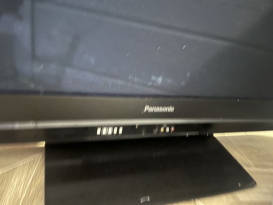 Широкоформатный плазменный телевизор Panasonic