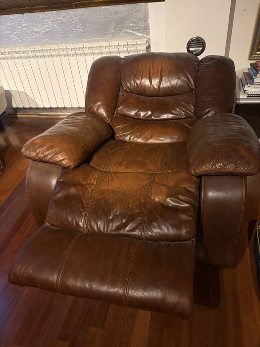 Кресло от естествена кожа с релакс механизъм