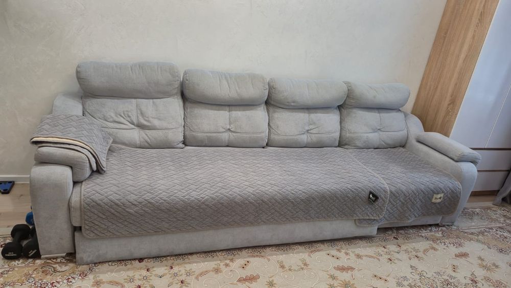 Продам диван 3х метровый