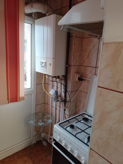 Proprietar,inchiriez apartament cu 2 camere