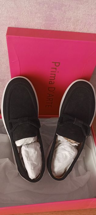 Продам  новые лоферы