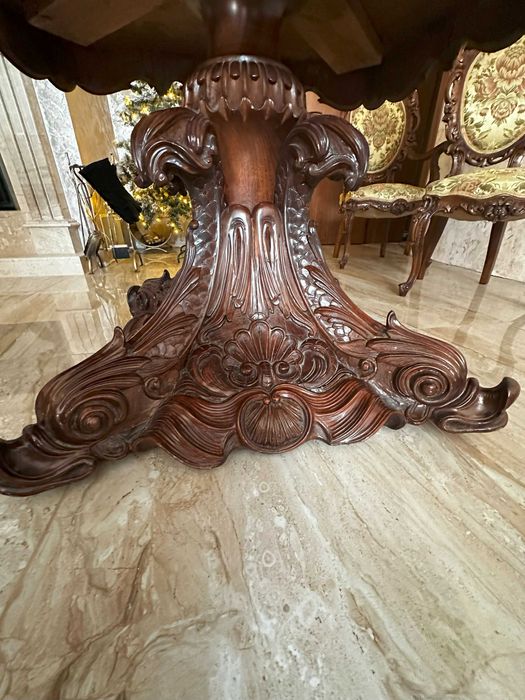 Трапезна барокова маса