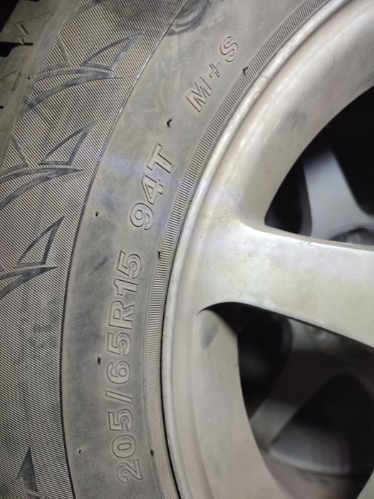 Продам диски с резиной