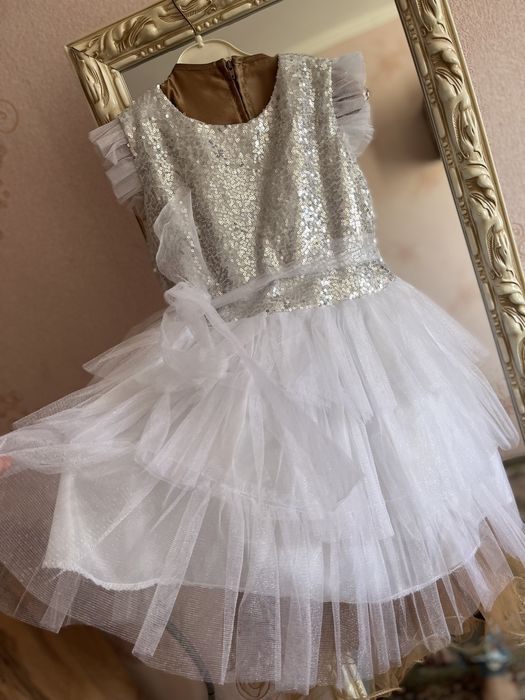 Платья новогодный