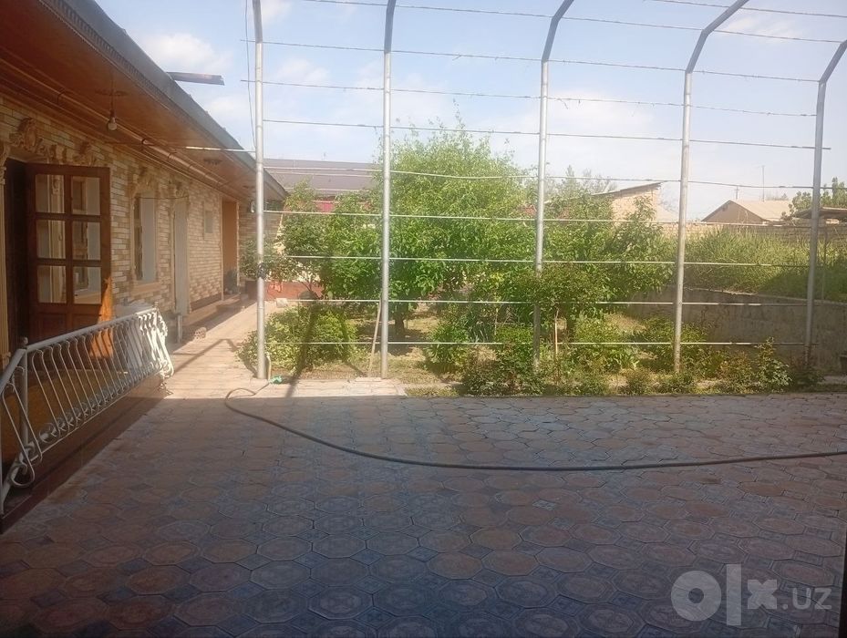 Uy sotladi srochna 140.000$