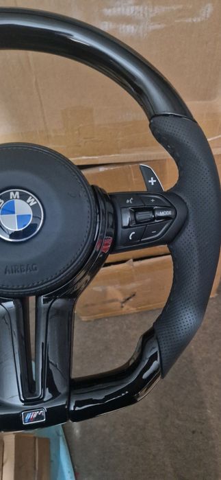 Volan M BMV  Nou F 10.  Tesit .Full Black
