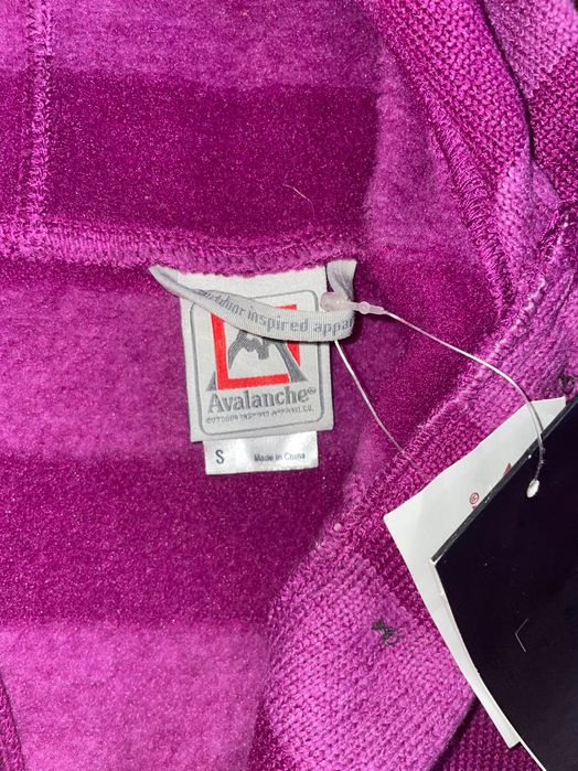 Hanorac călduros de iarna, Avalanche