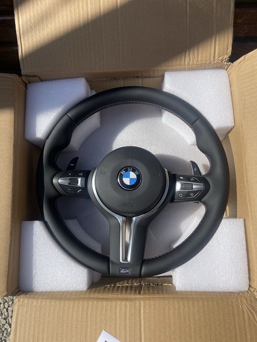Руль  на BMW E90 E70 E89 E81 E82 бмв Е90 Е70 Е89 Е81