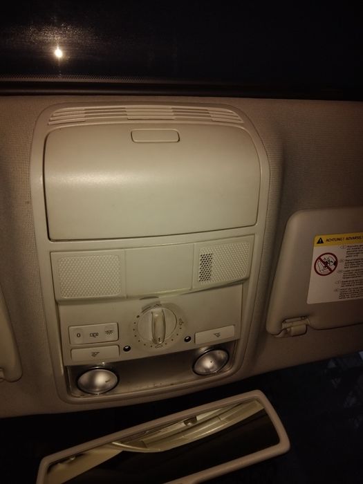 Vand Volkswagen pasat b6 preț negociabil.